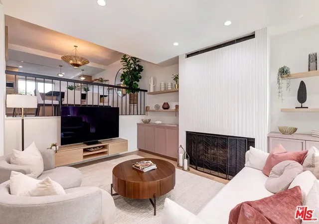 Photo 2 of Townhouse for sale at 4748 La Villa Marina #D, Marina Del Rey, CA 90292 | MLS# 26986701 | Listing updated on 2026-10-06