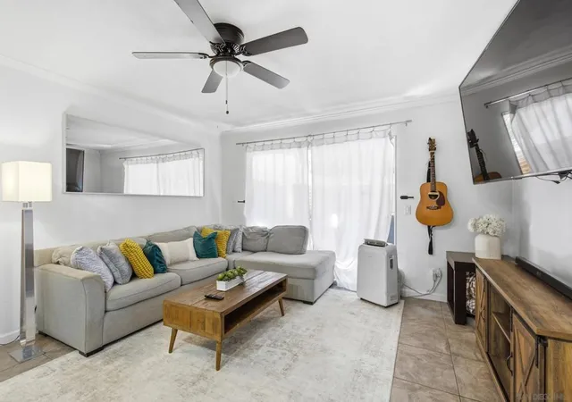 Listing Photo 4 - Condo for sale in building located at 8022 Linda Vis Rd, San Diego, CA 92111 - Unit #1M