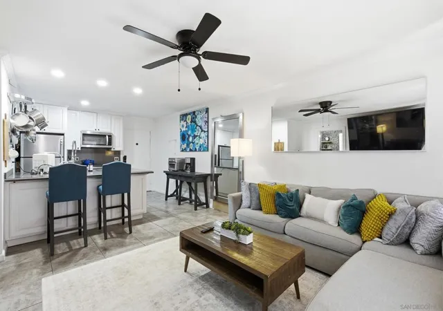 Listing Photo 5 - Condo for sale in building located at 8022 Linda Vis Rd, San Diego, CA 92111 - Unit #1M