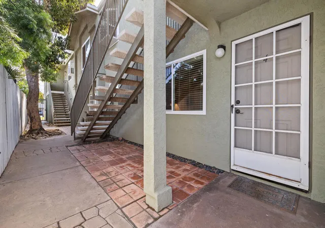 Photo 3 of Sale Pending at 4086 Illinois St #4, San Diego, CA 92104 | MLS# 219152569PS | Listing updated on 2026-10-09