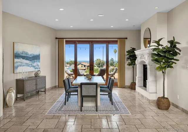 Photo 2 of Sale Pending at 2212 Dunhaven St, San Diego, CA 92110 | MLS# 260022275SD | Listing updated on 2026-09-24