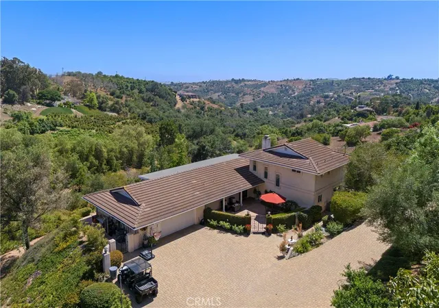 Photo 1 of Single family home for sale at 3237 Canonita Dr, Fallbrook, CA 92028 | MLS# ND26196758 | Listing updated on 2026-09-18