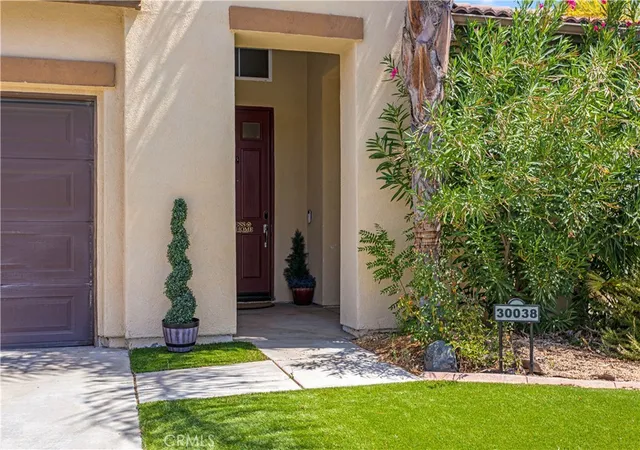 Photo 3 of Single family home for sale at 30038 Couples, Murrieta, CA 92563 | MLS# SW26198915 | Listing updated on 2026-09-26