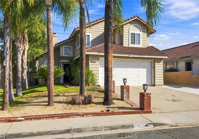 Photo 2 of Single family home for sale at 14090 Chaparral, Fontana, CA 92337 | MLS# CV26199232 | Listing updated on 2026-10-11