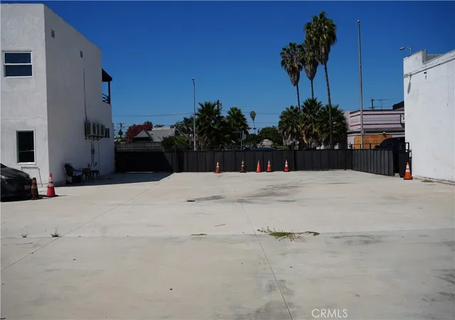 Photo 1 of Land for sale at 7508 S Western Ave, Los Angeles, CA 90047 | MLS# MB26199236 | Listing updated on 2026-09-13