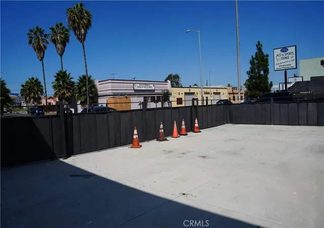 Photo 2 of Land for sale at 7508 S Western Ave, Los Angeles, CA 90047 | MLS# MB26199236 | Listing updated on 2026-09-13