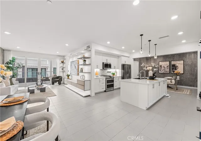 Listing Photo 3 - Condo for sale in building located at 16123 Dawn, Tustin, CA 92782 - Unit #308