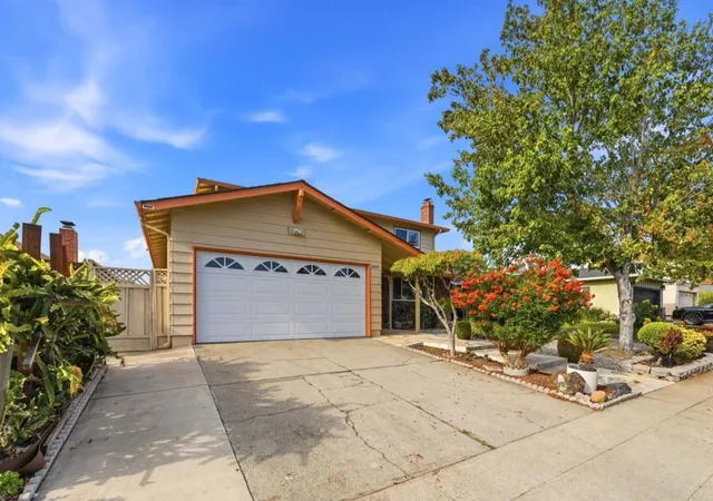 Photo 3 of Sale Pending at 1615 Everglades Dr, Milpitas, CA 95035 | MLS# ML82060922 | Listing updated on 2026-09-29