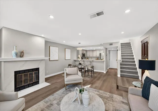 Townhouse for sale at 2057 Wente, San Jose, CA 95125 | MLS# ML82060553