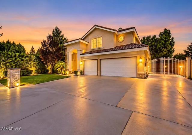 Single family home for sale at 1014 Borden Ave, Simi Valley, CA 93065 | MLS# 226004354