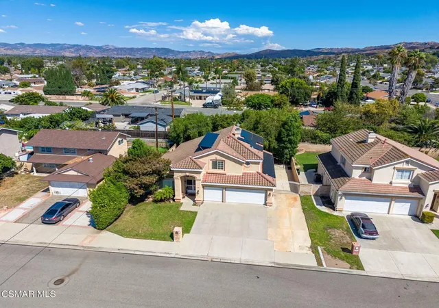 Photo 3 of Single family home for sale at 1014 Borden Ave, Simi Valley, CA 93065 | MLS# 226004354 | Listing updated on 2026-10-08