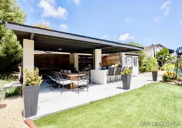 Photo 2 of Sale Pending at 902 Loma View, Chula Vista, CA 91910 | MLS# 260022291SD | Listing updated on 2026-10-03