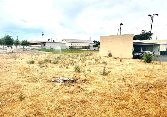 Photo 3 of Land for sale at 147 N Alessandro St, Hemet, CA 92543 | MLS# SW26199337 | Listing updated on 2026-09-11