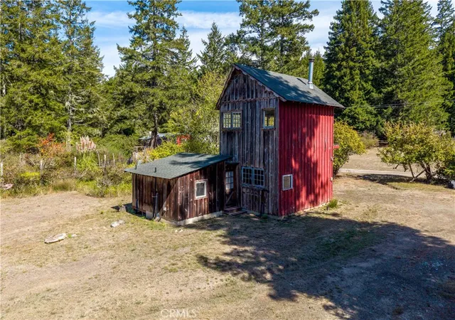 Photo 1 of Single family home for sale at 42500 Little Lake, Mendocino, CA 95460 | MLS# LC26199241 | Listing updated on 2026-10-08