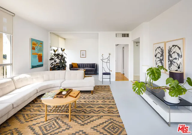 Photo 3 of Condo for sale at 4411 Los Feliz Blvd #307, Los Angeles, CA 90027 | MLS# 26984835 | Listing updated on 2026-10-10