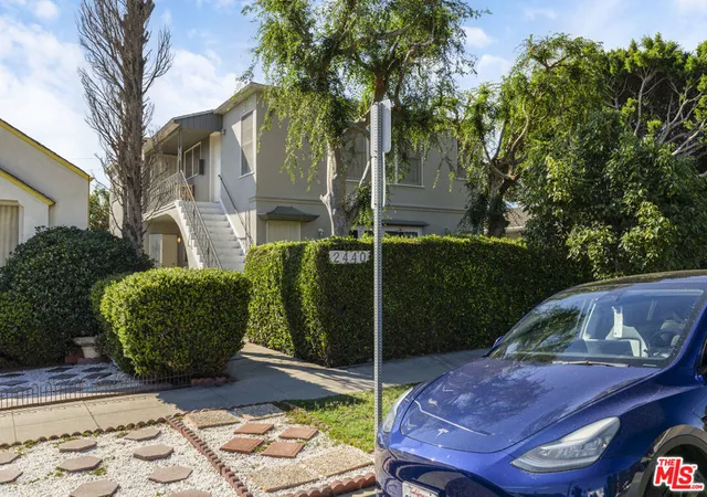 Photo 3 of Multi family home for sale at 2440 Arizona Ave, Santa Monica, CA 90404 | MLS# 26987185 | Listing updated on 2026-09-19