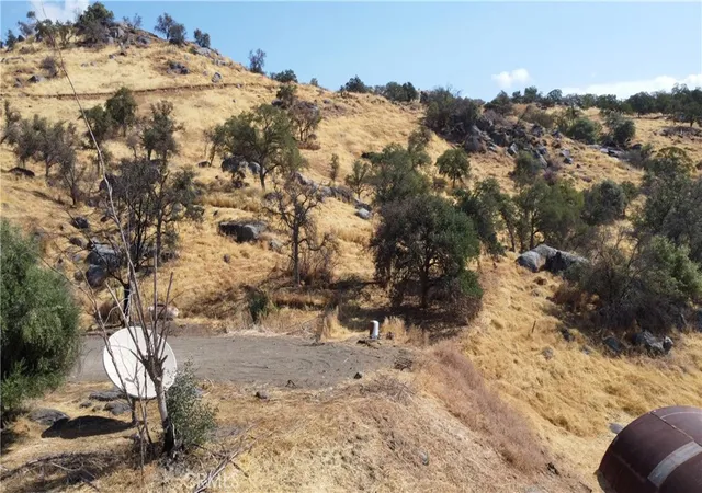 Photo 3 of Land for sale at 38938 Pepperweed Rd, Squaw Valley, CA 93675 | MLS# FR26199385 | Listing updated on 2026-09-13