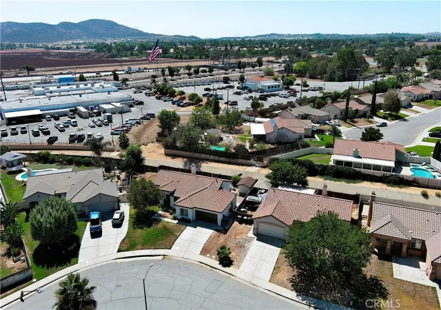 Photo 2 of Single family home for sale at 421 Dorothy Anna Dr, Banning, CA 92220 | MLS# IG26199467 | Listing updated on 2026-09-30