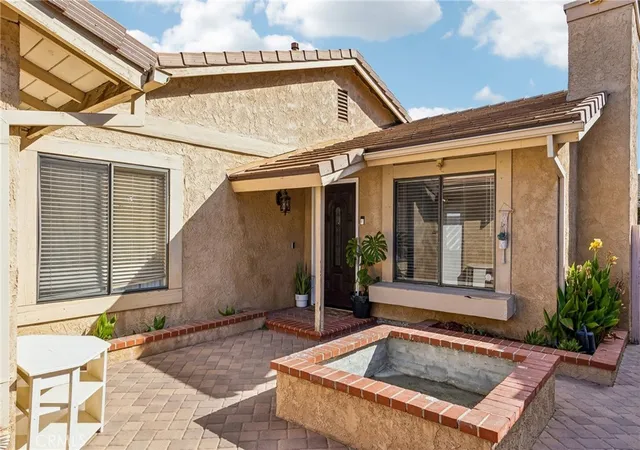 Photo 1 of Sale Pending at 25916 Pueblo, Valencia, CA 91355 | MLS# SR26199460 | Listing updated on 2026-09-25