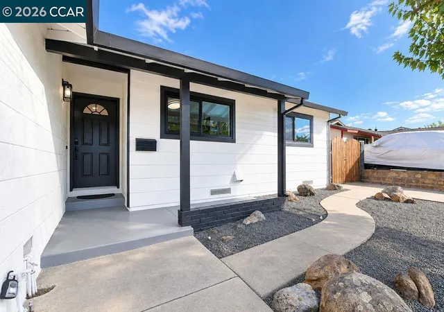 Photo 3 of Sale Pending at 2261 Del Monte Dr, San Pablo, CA 94806 | MLS# 41147989 | Listing updated on 2026-09-29