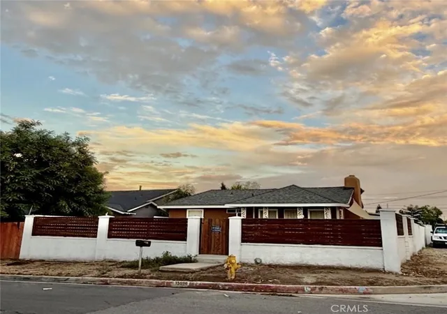 Photo 1 of Sale Pending at 15096 Paddock St, Sylmar, CA 91342 | MLS# SR26198565 | Listing updated on 2026-09-23