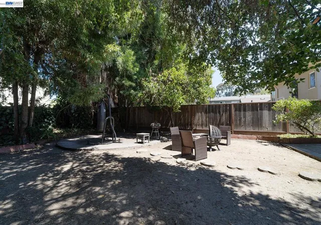 Photo 3 of House for sale at 3211 Courtland Ave, Oakland, CA 94619 | MLS# 41148013 | Listing updated on 2026-09-18