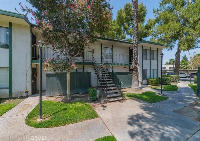 Photo 1 of Condo for sale at 1735 E Washington St, Colton, CA 92324 | MLS# CV26199576 | Listing updated on 2026-09-30