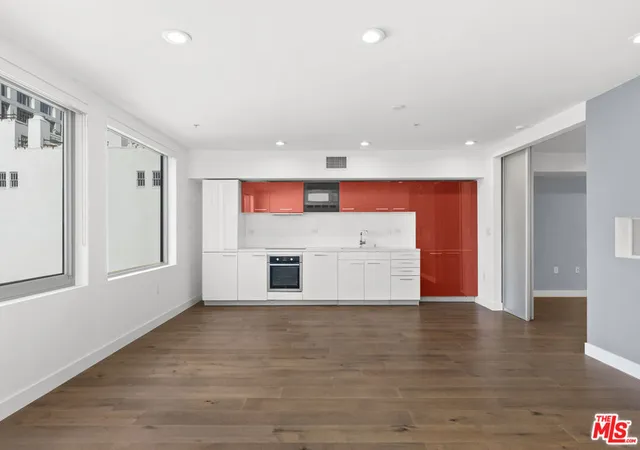 Listing Photo 1 - Condo for sale in Concerto Lofts located at 901 S Flower St, Los Angeles, CA 90015 - Unit #513