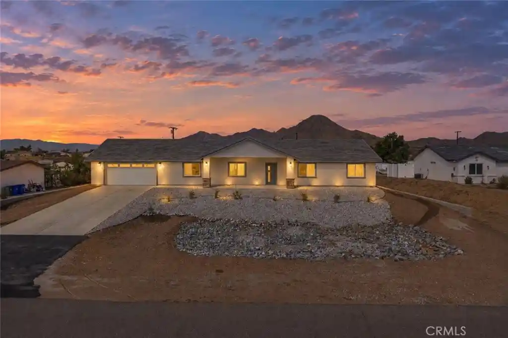 Photo 1 of Single family home for sale at 16218 Quantico Rd E, Apple Valley, CA 92307 | MLS# HD26199458 | Listing updated on 2026-10-24