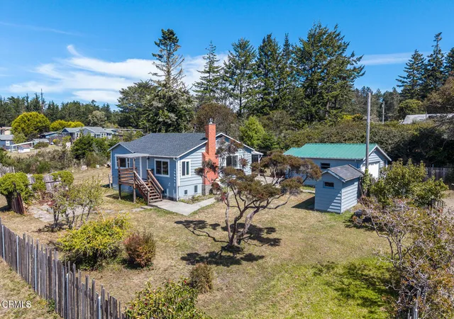 Single family home for sale at 10425 Blair St, Mendocino, CA 95460 | MLS# C1-11525
