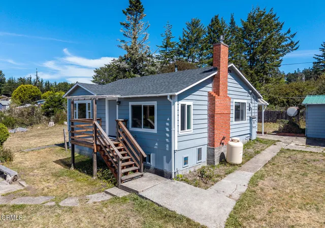 Photo 2 of Single family home for sale at 10425 Blair St, Mendocino, CA 95460 | MLS# C1-11525 | Listing updated on 2026-10-02