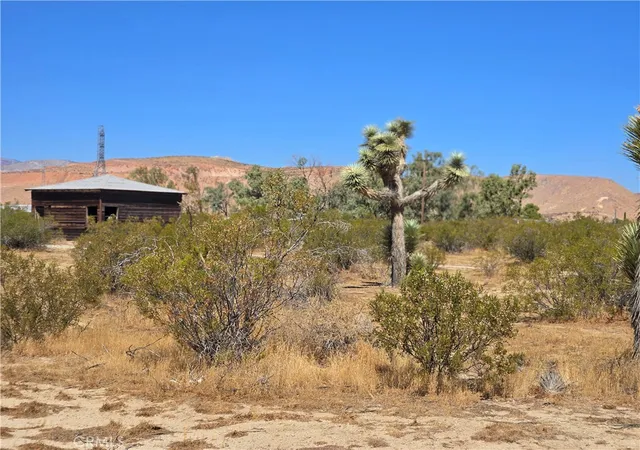 Photo 2 of Sale Pending at 8517 Stagecoach, Mojave, CA 93501 | MLS# CV26199686 | Listing updated on 2026-10-02