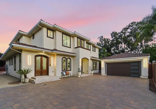 Photo 2 of Sale Pending at 14302 Lora Dr, Los Gatos, CA 95032 | MLS# ML82061015 | Listing updated on 2026-10-06