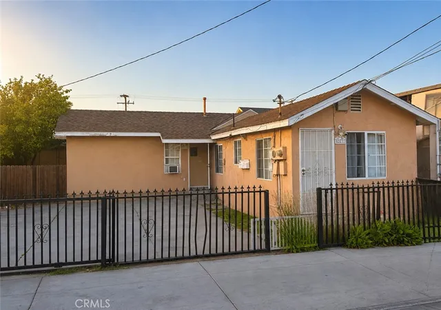 Photo 1 of Multi family home for sale at 2031 E Spaulding Way, Long Beach, CA 90804 | MLS# DW26194192 | Listing updated on 2026-09-27