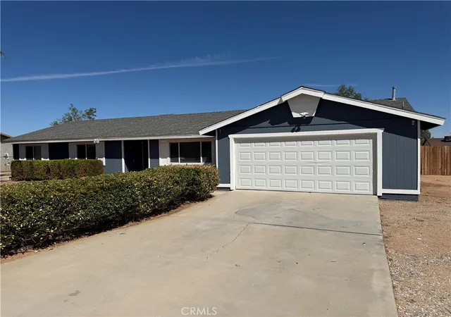 Photo 1 of Single family home for sale at 21360 Sandia, Apple Valley, CA 92308 | MLS# OC26199716 | Listing updated on 2026-09-13
