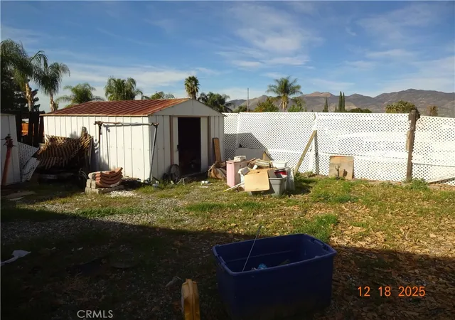 Photo 4 of Sale Pending at 43678 Elliot Ct, Hemet, CA 92544 | MLS# SW26199110 | Listing updated on 2026-09-16