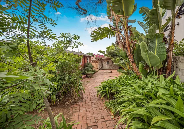 Photo 3 of Single family home for sale at 1411 Prospect Ave, Hermosa Beach, CA 90254 | MLS# PW26198282 | Listing updated on 2026-10-12