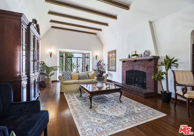 Photo 3 of Single family home for sale at 1242 N Isabel St, Glendale, CA 91207 | MLS# 26984827 | Listing updated on 2026-09-25