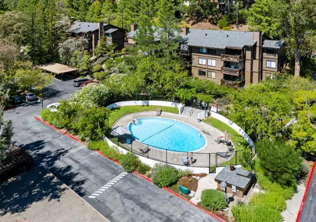 Listing Photo 4 - Condo for sale in building located at 3325 Brittan Ave, San Carlos, CA 94070 - Unit #10