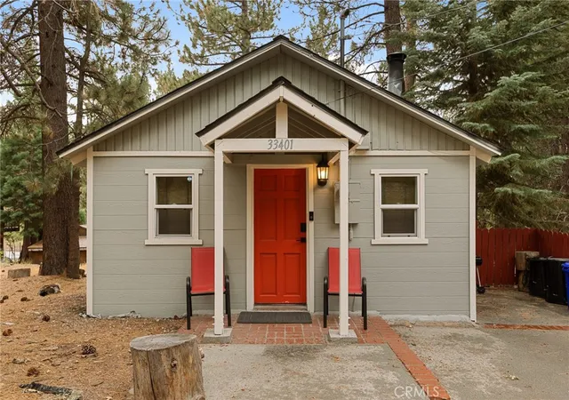Photo 2 of Single family home for sale at 33401 Bluebird, Green Valley Lake, CA 92341 | MLS# IG26199826 | Listing updated on 2026-10-12