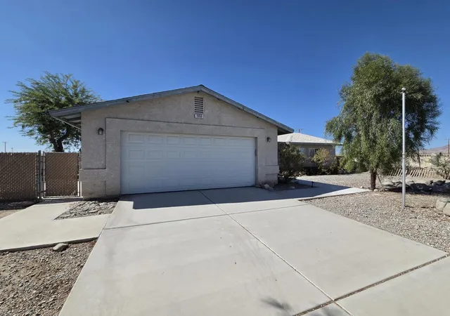 Photo 1 of Single family home for sale at 1553 Black Sea Ave, Thermal, CA 92274 | MLS# 219152614DA | Listing updated on 2026-10-03