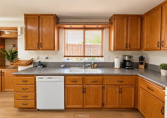 Photo 4 of Single family home for sale at 31685 Cyn Ridge, Lake Elsinore, CA 92532 | MLS# MB26198446 | Listing updated on 2026-10-31