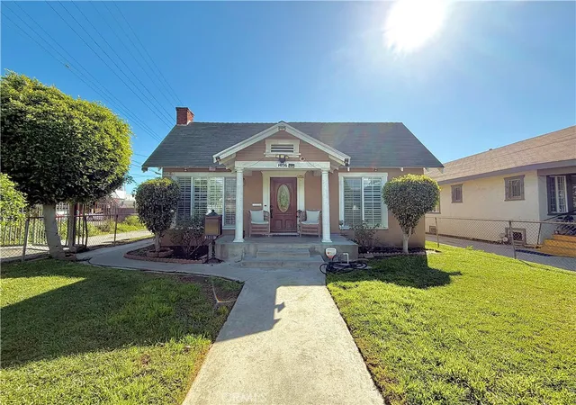 Photo 1 of Multi family home for sale at 1016 W 51st Place, Los Angeles, CA 90037 | MLS# DW26199935 | Listing updated on 2026-09-16