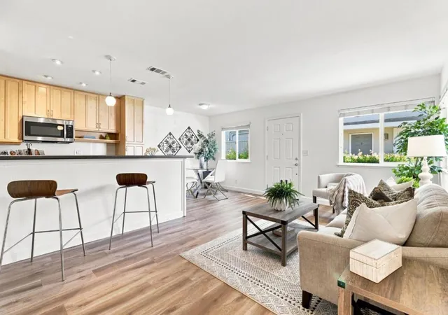 Condo for sale at 2320 Samaritan Pl #3, San Jose, CA 95124 | MLS# ML82059426