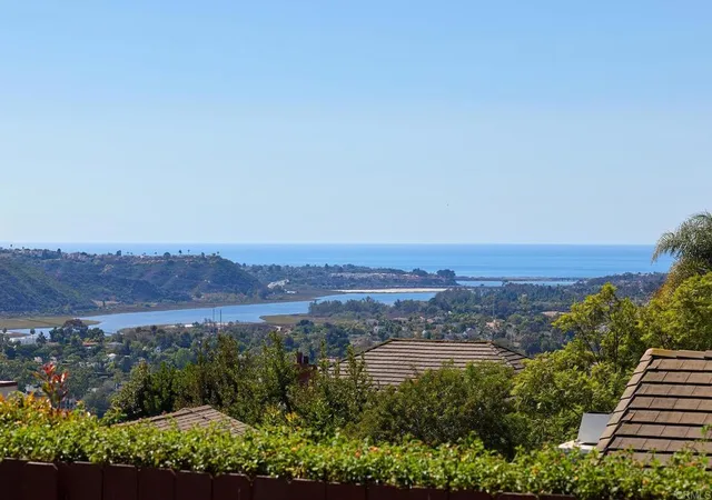 Photo 3 of Mansion for sale at 6811 Vianda Ct, Carlsbad, CA 92009 | MLS# NDP2608574 | Listing updated on 2026-10-06
