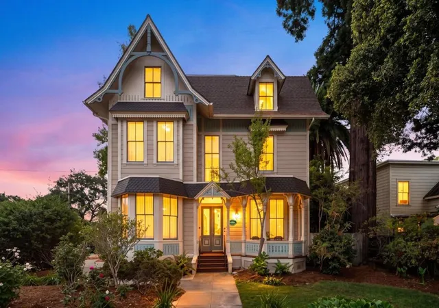 Photo 1 of Sale Pending at 419 Locust St, Santa Cruz, CA 95060 | MLS# ML82054502 | Listing updated on 2026-10-02