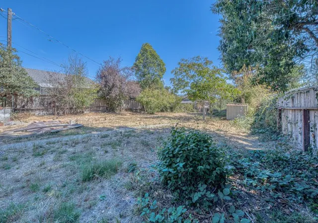 Photo 2 of Single family home for sale at 266 Manfre Rd, Watsonville, CA 95076 | MLS# ML82061070 | Listing updated on 2026-10-06