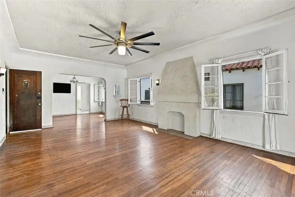 Multi family home for sale at 1118 S Sycamore, Los Angeles, CA 90019 | MLS# AR26200038