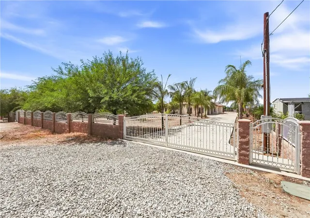 Photo 2 of Single family home for sale at 19373 Day St, Perris, CA 92570 | MLS# PW26200043 | Listing updated on 2026-09-13