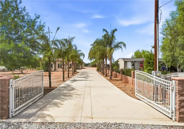 Photo 3 of Single family home for sale at 19373 Day St, Perris, CA 92570 | MLS# PW26200043 | Listing updated on 2026-09-13